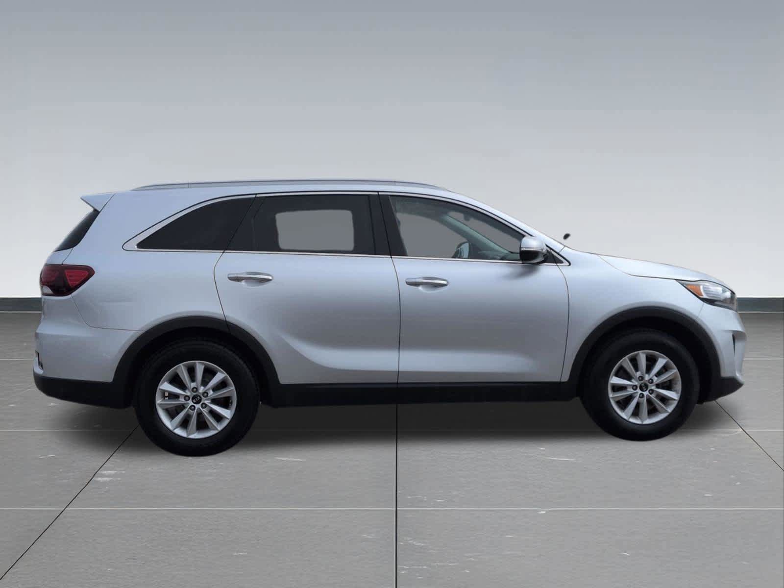 Used 2019 Kia Sorento LX w/ LX Convenience Package FWD image 7