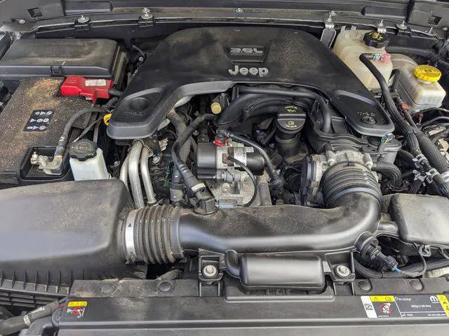 Certified 2021 Jeep Wrangler Unlimited Rubicon w/ Dual Top Group image 29