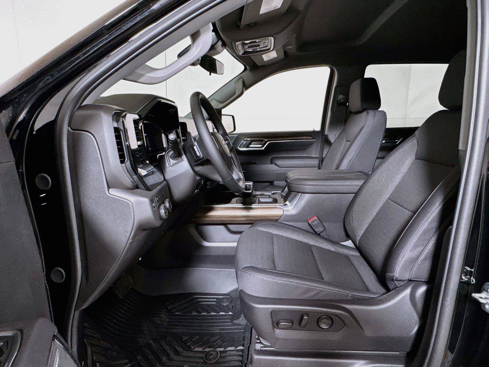 New 2026 Chevrolet Silverado 1500 LT Trail Boss w/ Convenience Package II AWD/4WD image 12