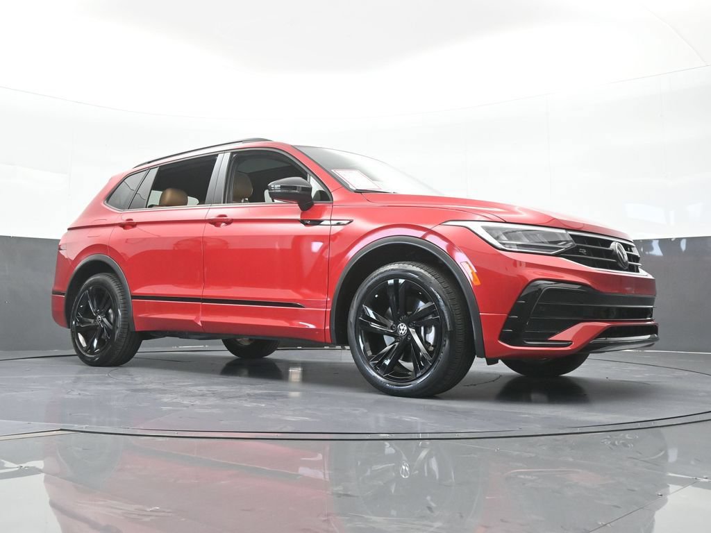 Used 2024 Volkswagen Tiguan SE R-Line FWD image 67