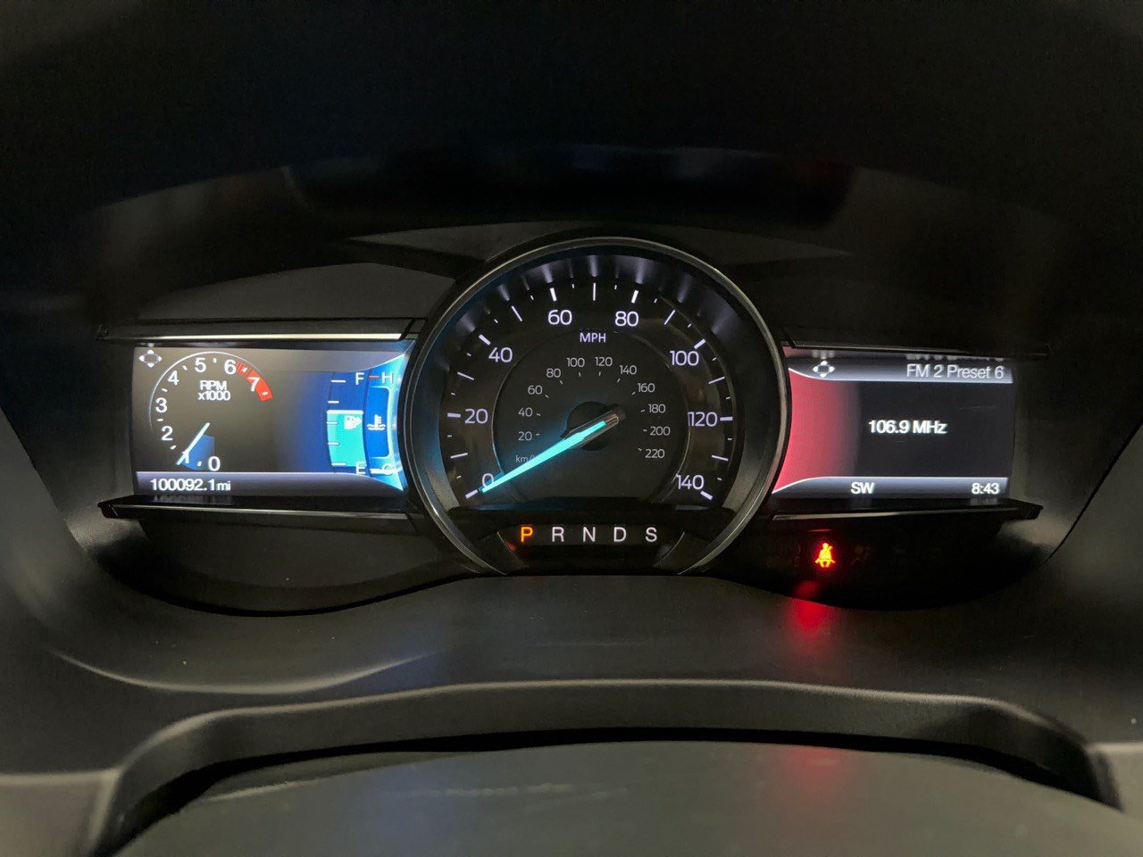 Used 2018 Ford Explorer XLT w/ Equipment Group 202A FWD image 26