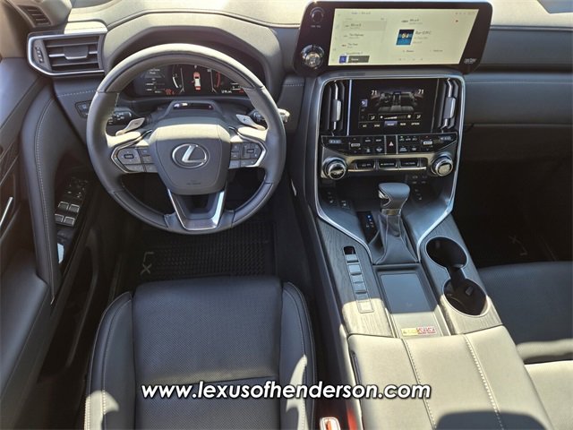 Certified 2025 Lexus LX 600 4WD w/ Appearance Package image 15