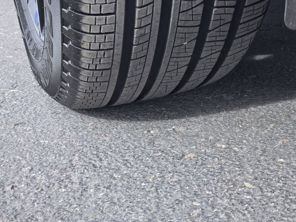 Used 2024 BMW X3 M40i w/ Premium Package image 12