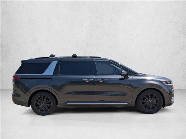 Used 2023 Kia Carnival SX Prestige video 4
