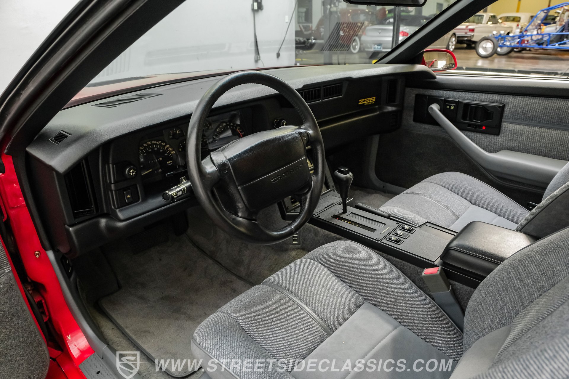 Used 1990 Chevrolet Camaro IROC-Z RWD image 4