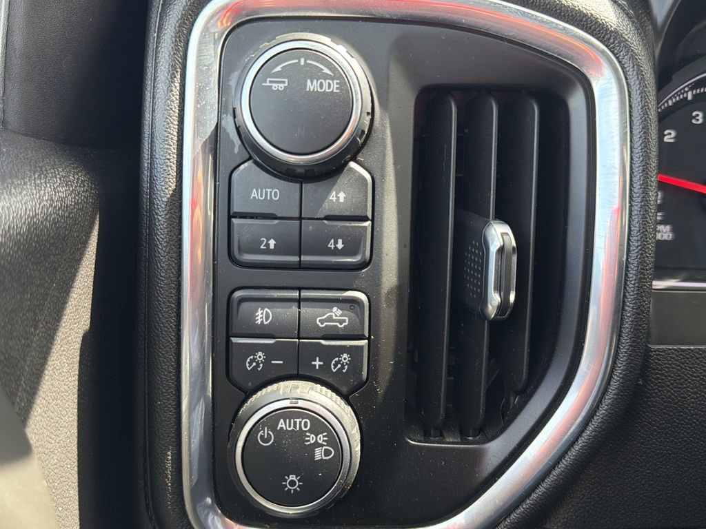 Used 2020 Chevrolet Silverado 1500 RST w/ All-Star Edition image 24