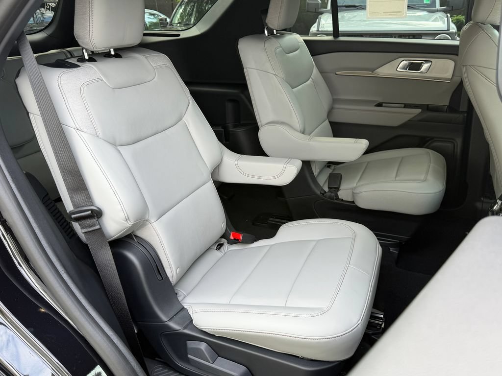 New 2027 Ford Explorer Active w/ Active Comfort Package AWD/4WD image 16