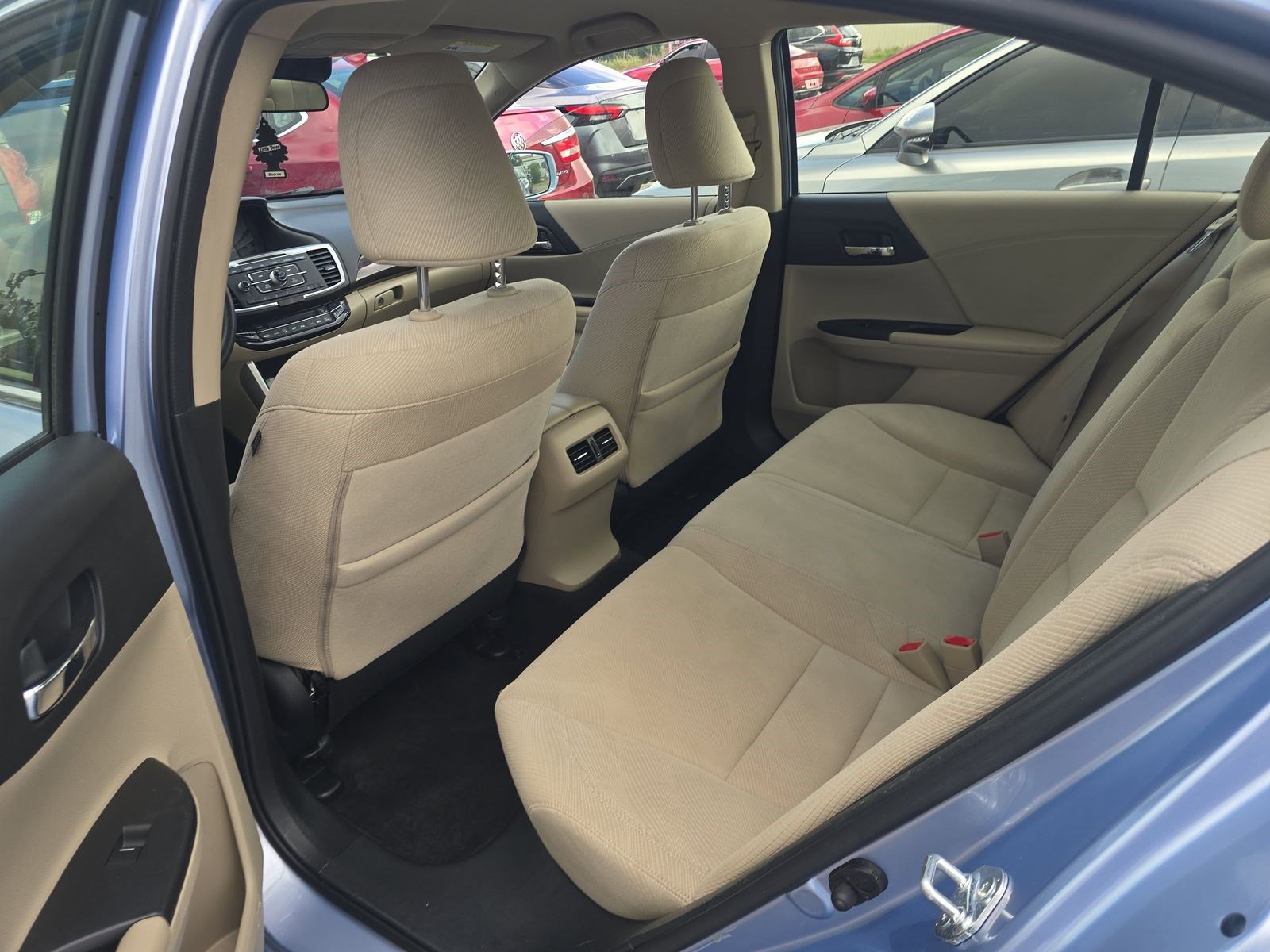 Used 2017 Honda Accord Hybrid Sedan image 12