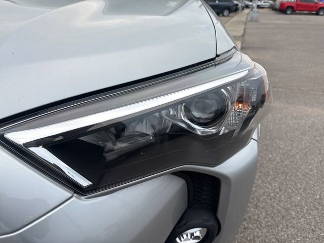 Used 2024 Toyota 4Runner TRD Off-Road Premium AWD/4WD image 9