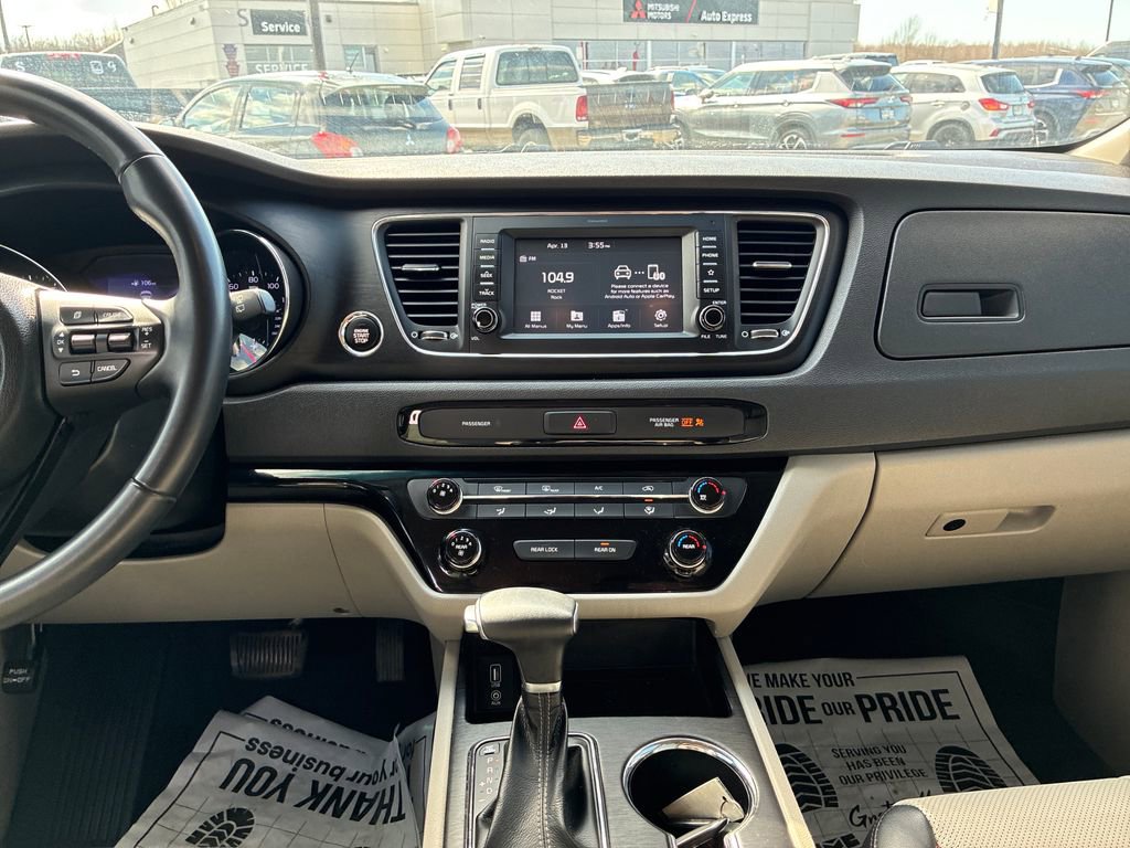 Used 2019 Kia Sedona EX image 26