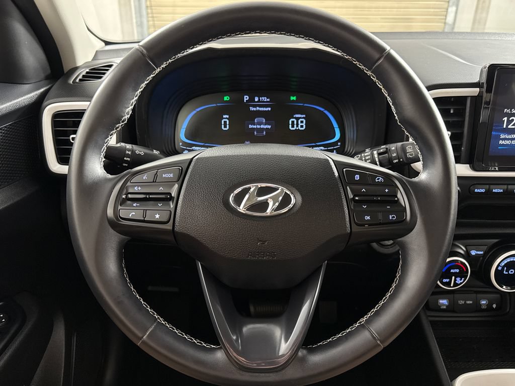 Certified 2024 Hyundai Venue Limited FWD image 16