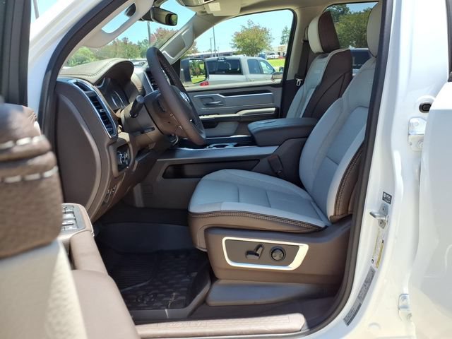 New 2026 RAM 1500 Laramie AWD/4WD image 13