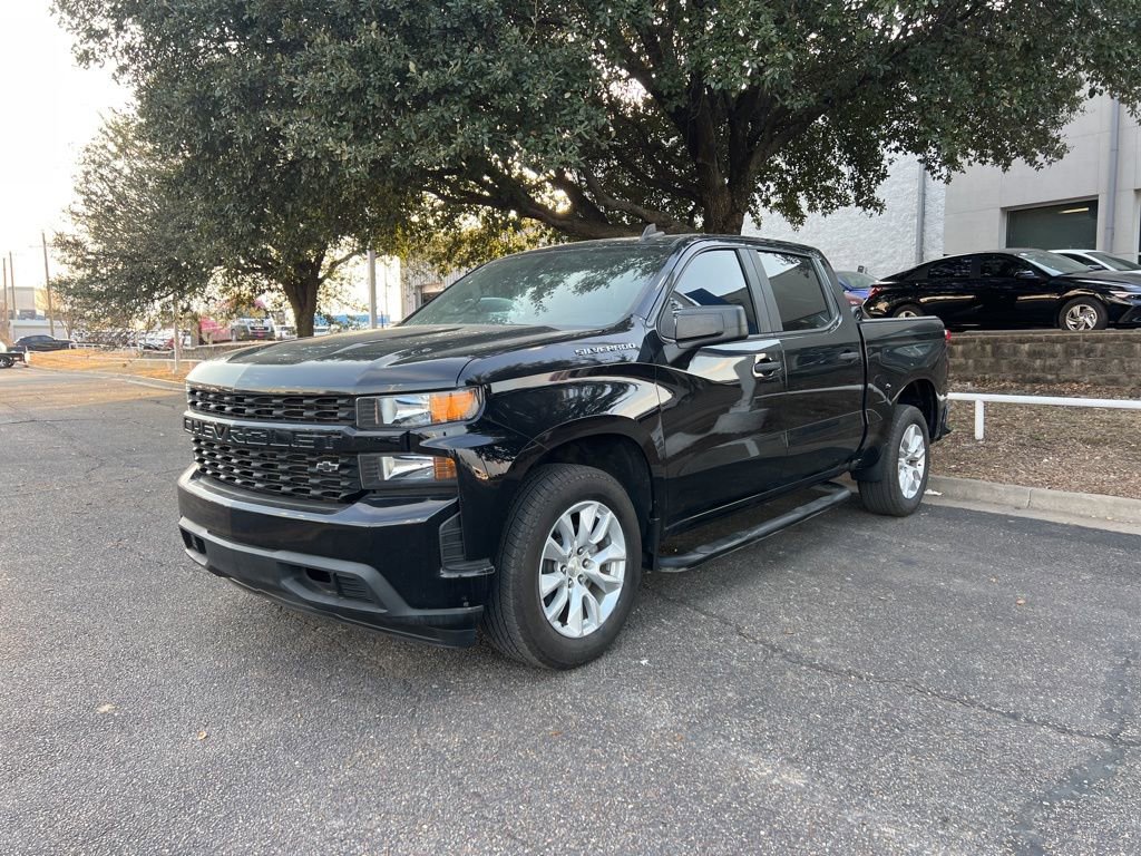 Used 2019 Chevrolet Silverado 1500 Custom w/ Infotainment Package image 3