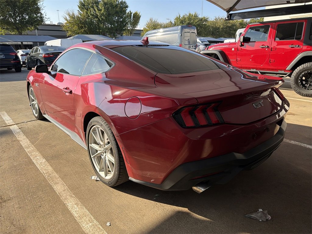 Used 2024 Ford Mustang GT Premium image 3