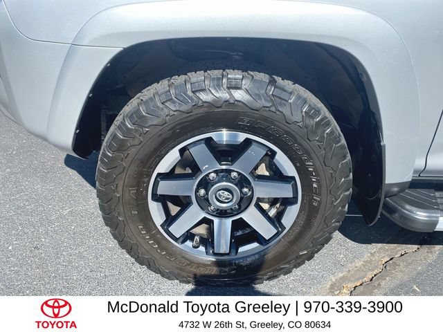 Used 2022 Toyota 4Runner TRD Off-Road Premium AWD/4WD image 10