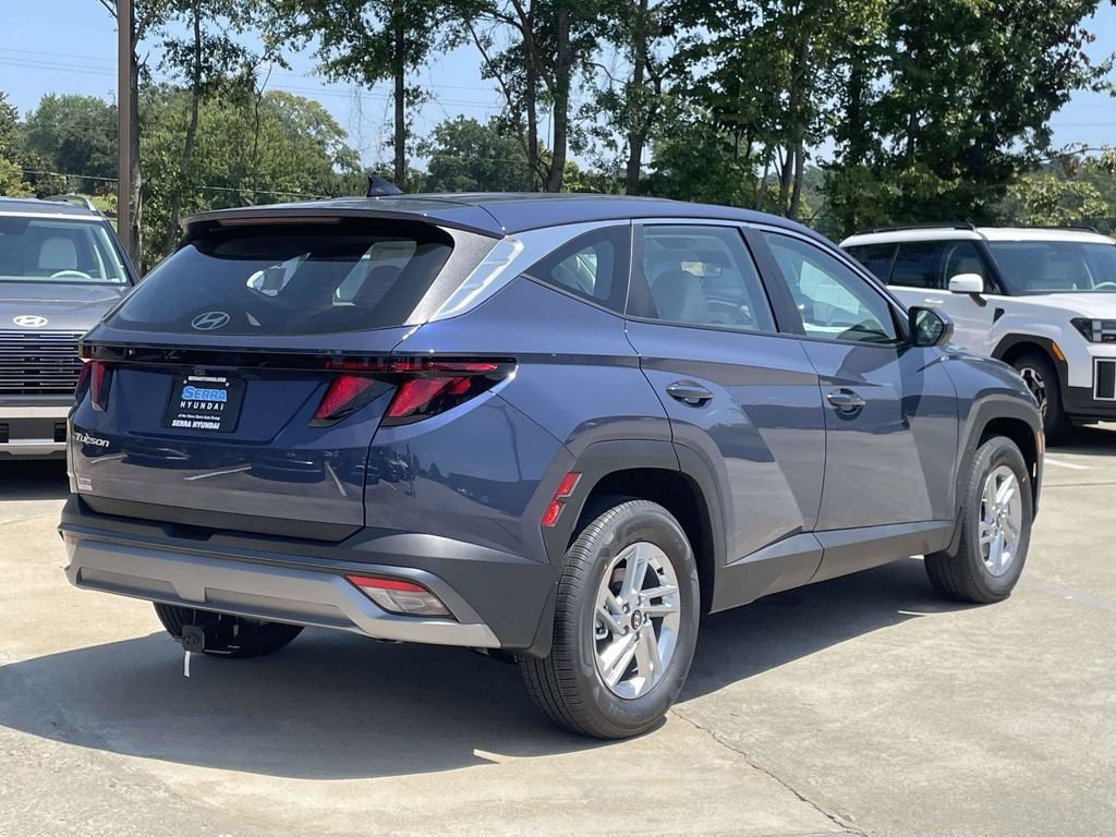 New 2026 Hyundai Tucson SE w/ Tow & Go Package FWD image 3