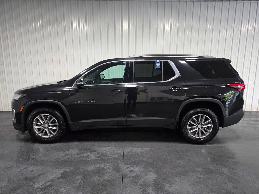 Used 2022 Chevrolet Traverse LT FWD image 4