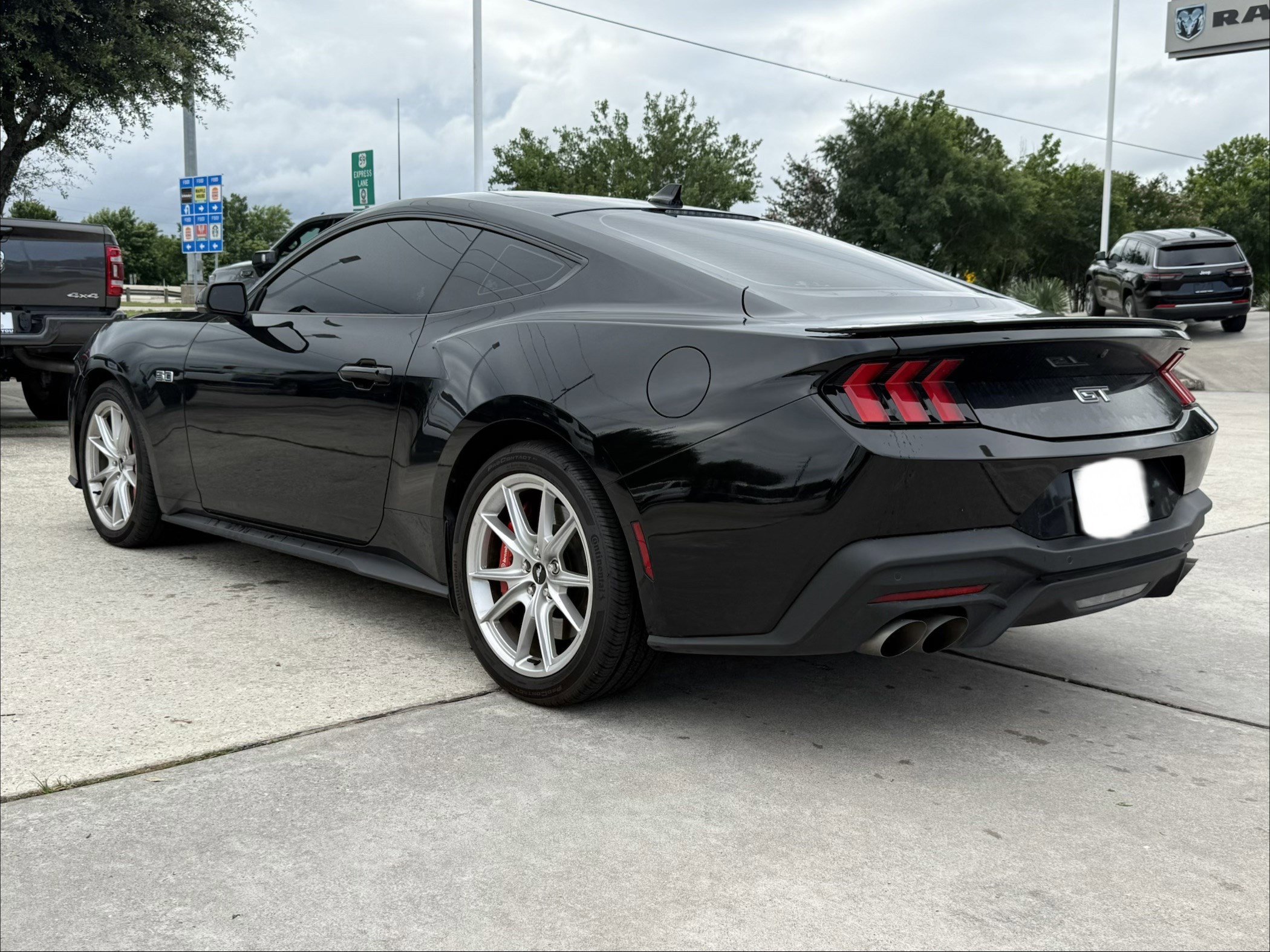 Used 2024 Ford Mustang GT Premium RWD image 7