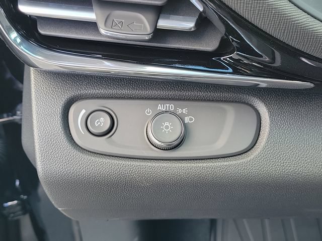 New 2026 Buick Envista Sport Touring w/ Convenience I Package FWD image 21