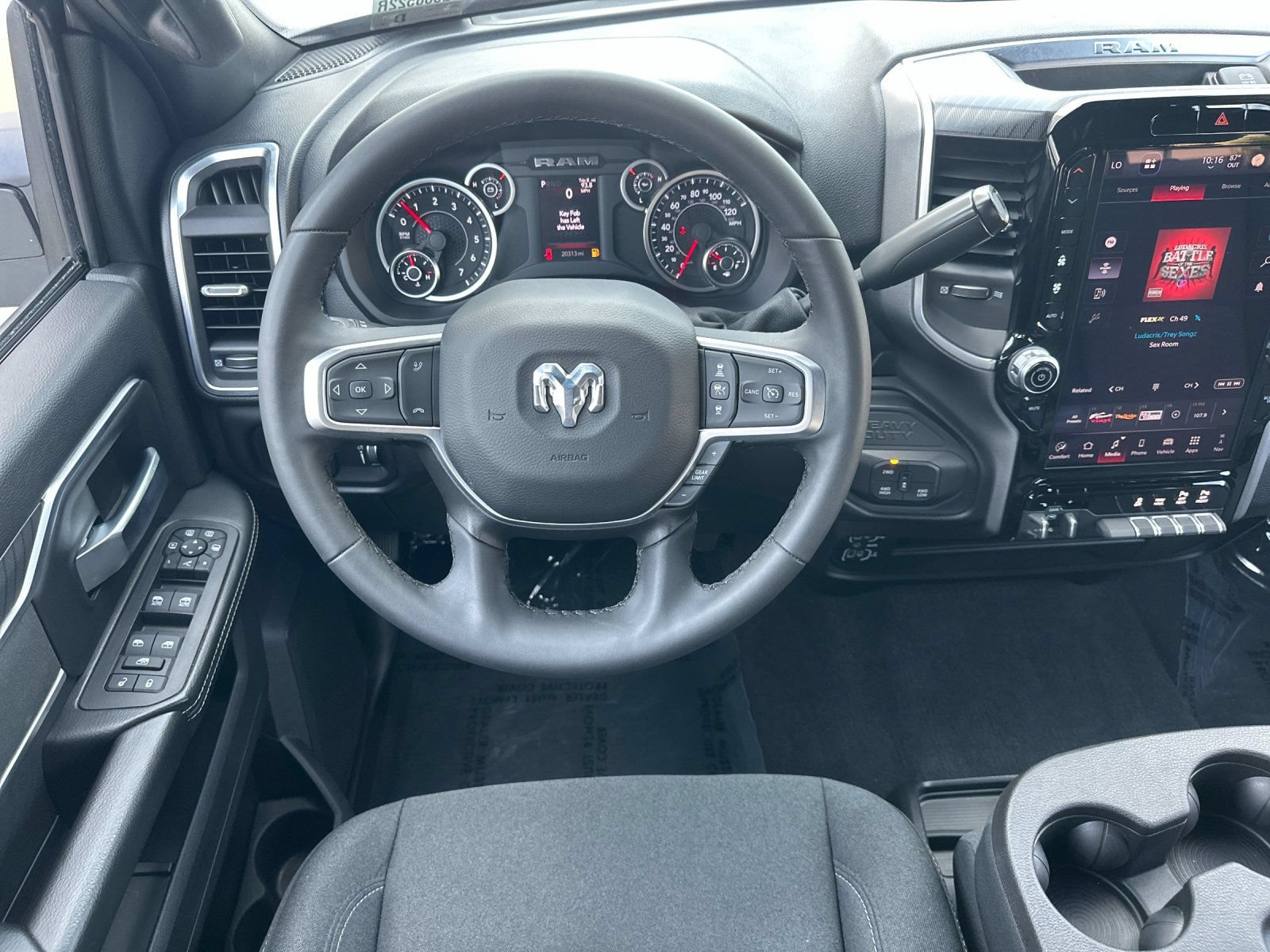 Used 2025 RAM 2500 Big Horn AWD/4WD image 16