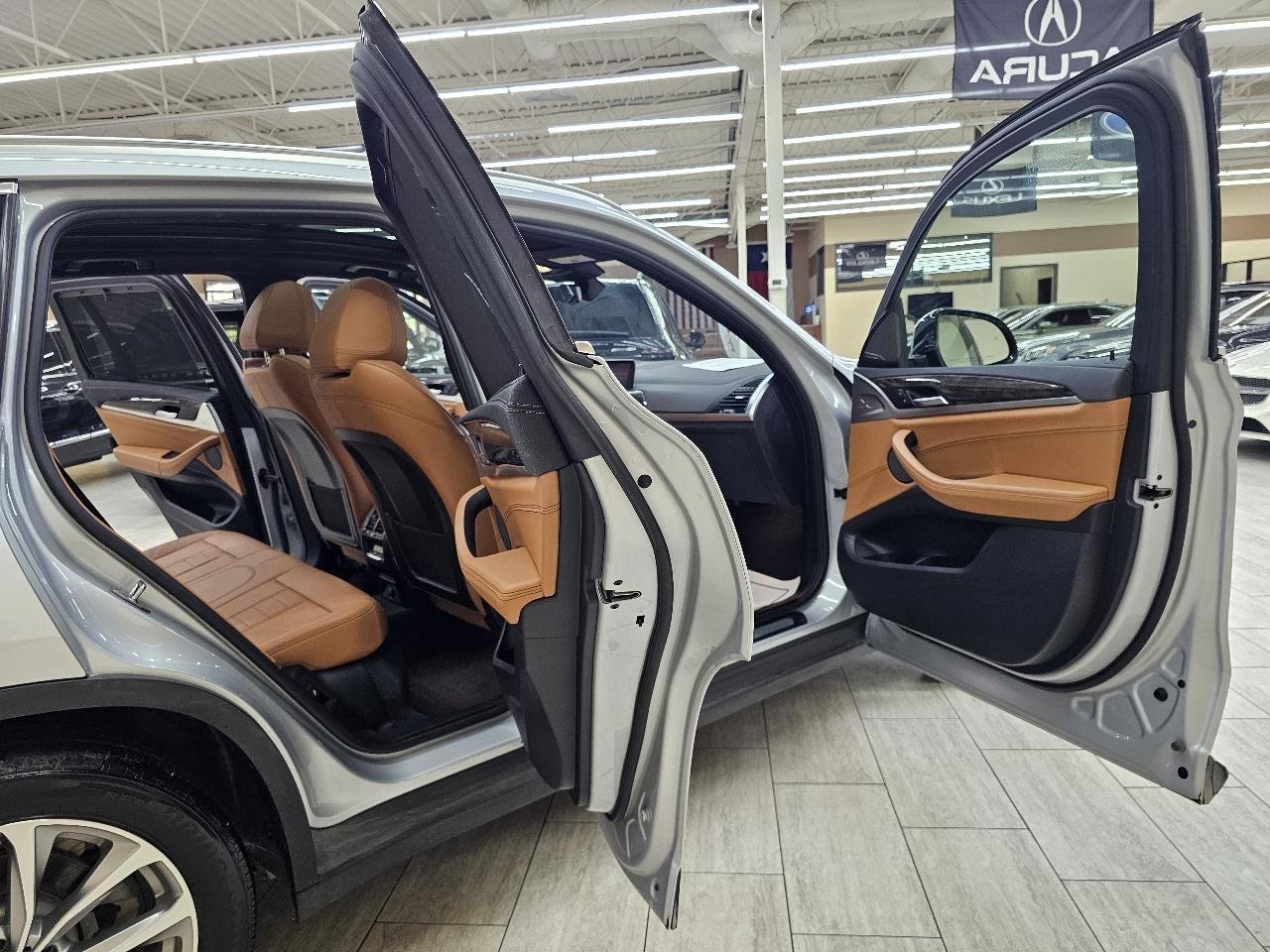 Used 2019 BMW X3 xDrive30i w/ Premium Package AWD/4WD image 15