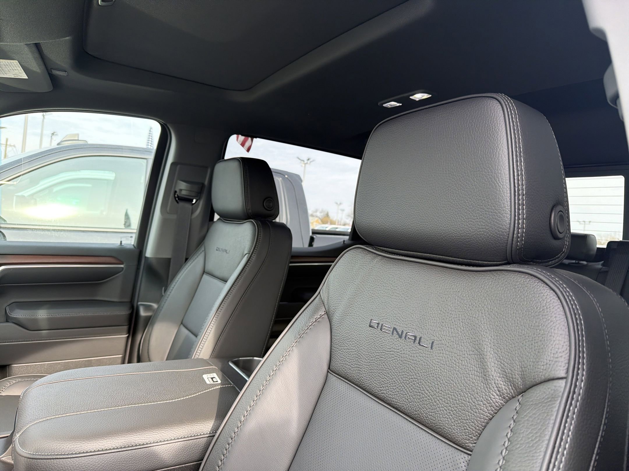 New 2026 GMC Sierra 1500 Denali w/ Technology Package image 10