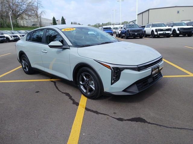 Certified 2025 Kia K4
