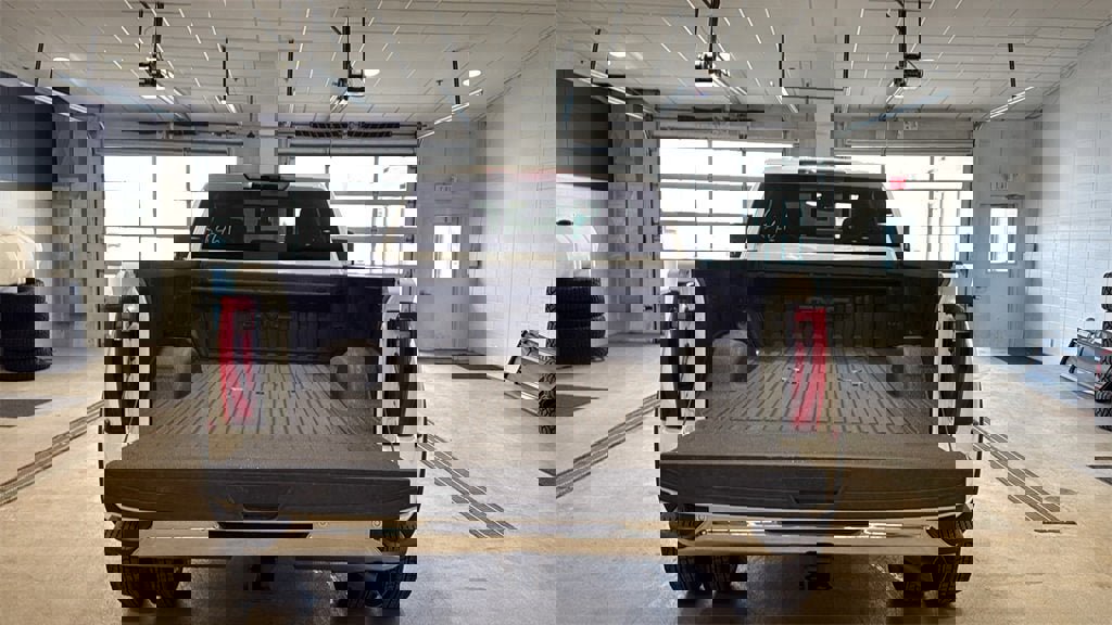 New 2026 GMC Sierra 3500 SLE w/ SLE Value Package image 17