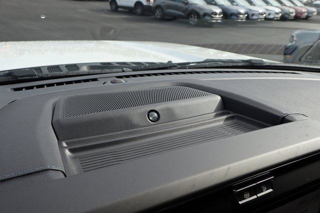 New 2026 Ford F250 Platinum w/ Tremor Off-Road Package image 34