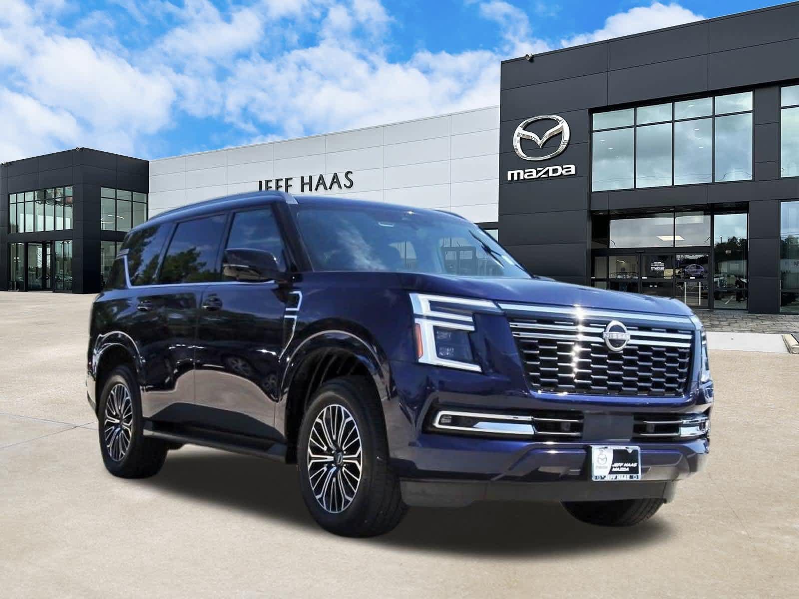 Used 2025 Nissan Armada Platinum RWD image 4
