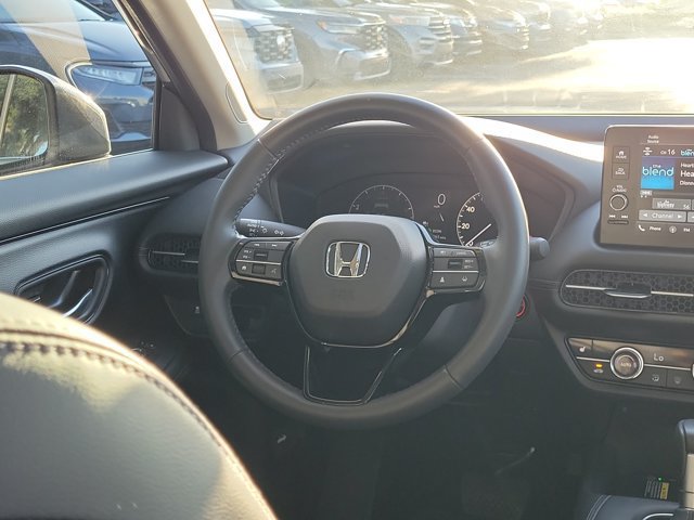 Certified 2024 Honda HR-V EX-L image 3