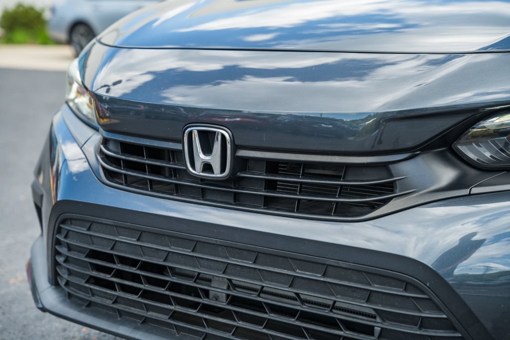 Used 2023 Honda Civic Sport image 11