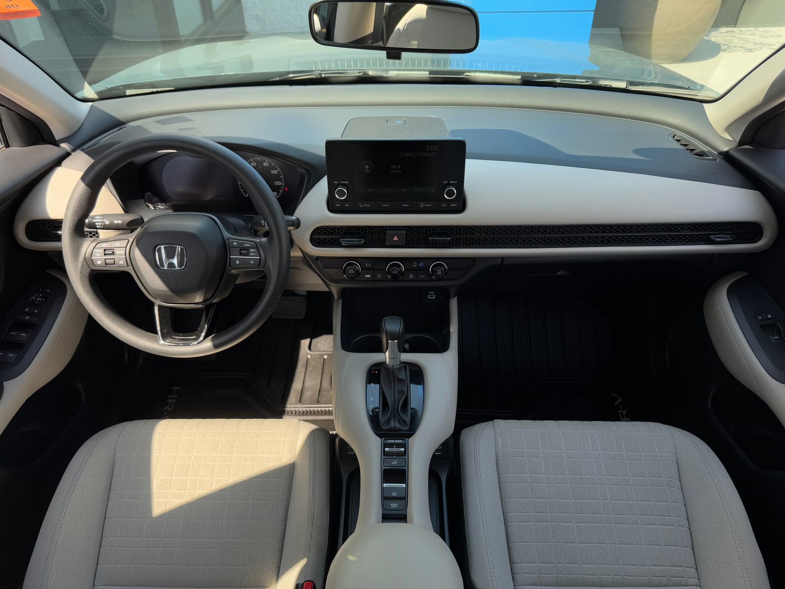 Certified 2025 Honda HR-V LX image 15