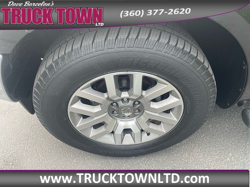 Used 2011 Nissan Frontier SL w/ Moonroof Pkg RWD image 36