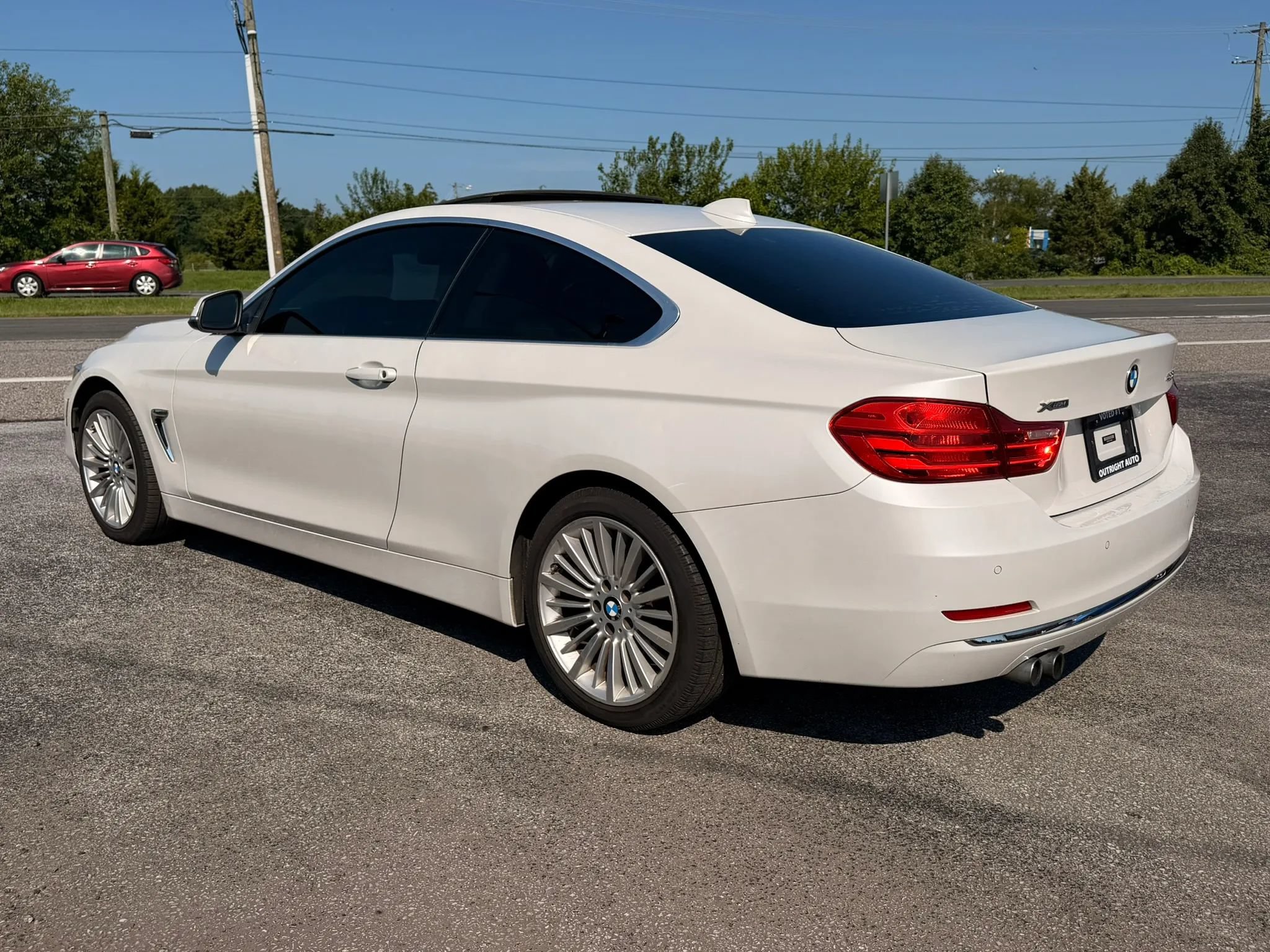 Used 2015 BMW 428i xDrive Coupe AWD/4WD image 2