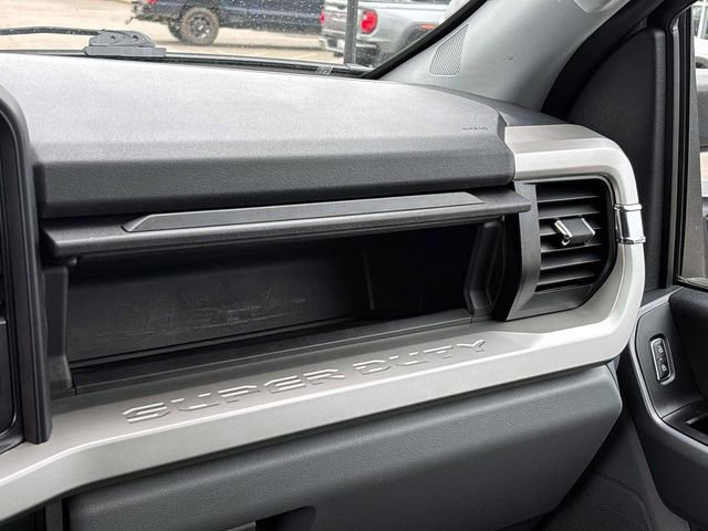 Used 2024 Ford F250 XLT w/ FX4 Off-Road Package AWD/4WD image 32