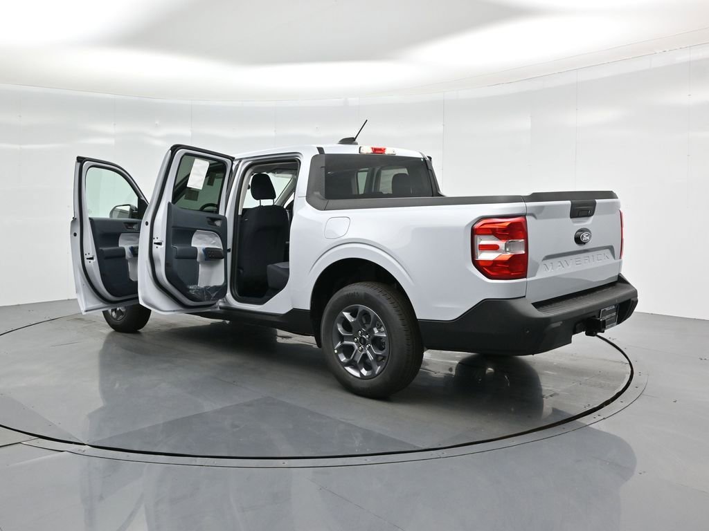 New 2025 Ford Maverick XLT w/ XLT Luxury Package image 32
