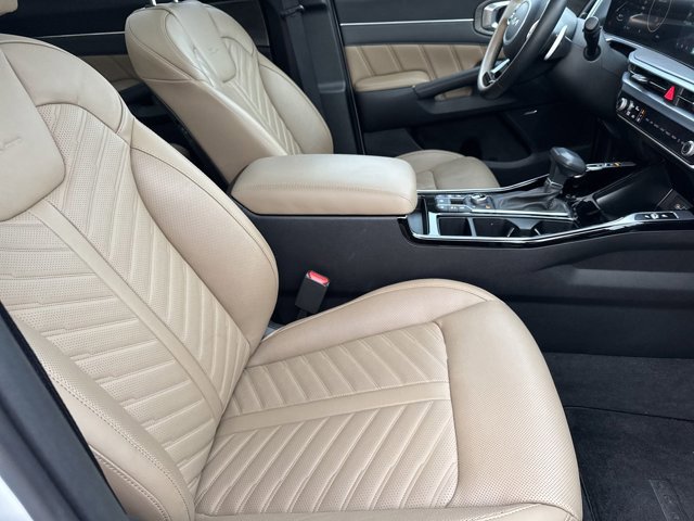 New 2025 Kia Sorento SX Prestige w/ Olive Brown Leather Package image 12