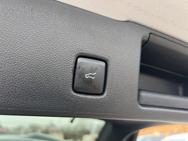 Certified 2023 Ford Escape ST-Line Elite image 24