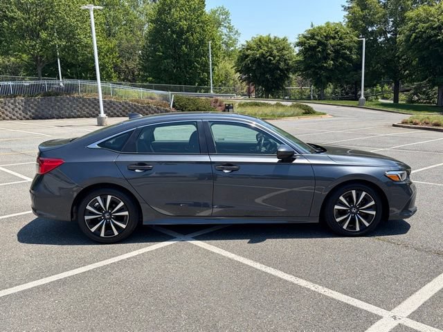 Used 2024 Honda Civic EX image 9