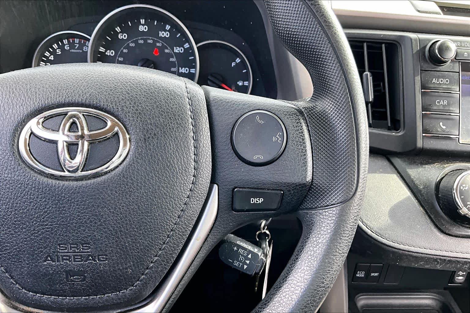 Used 2016 Toyota RAV4 LE FWD image 22