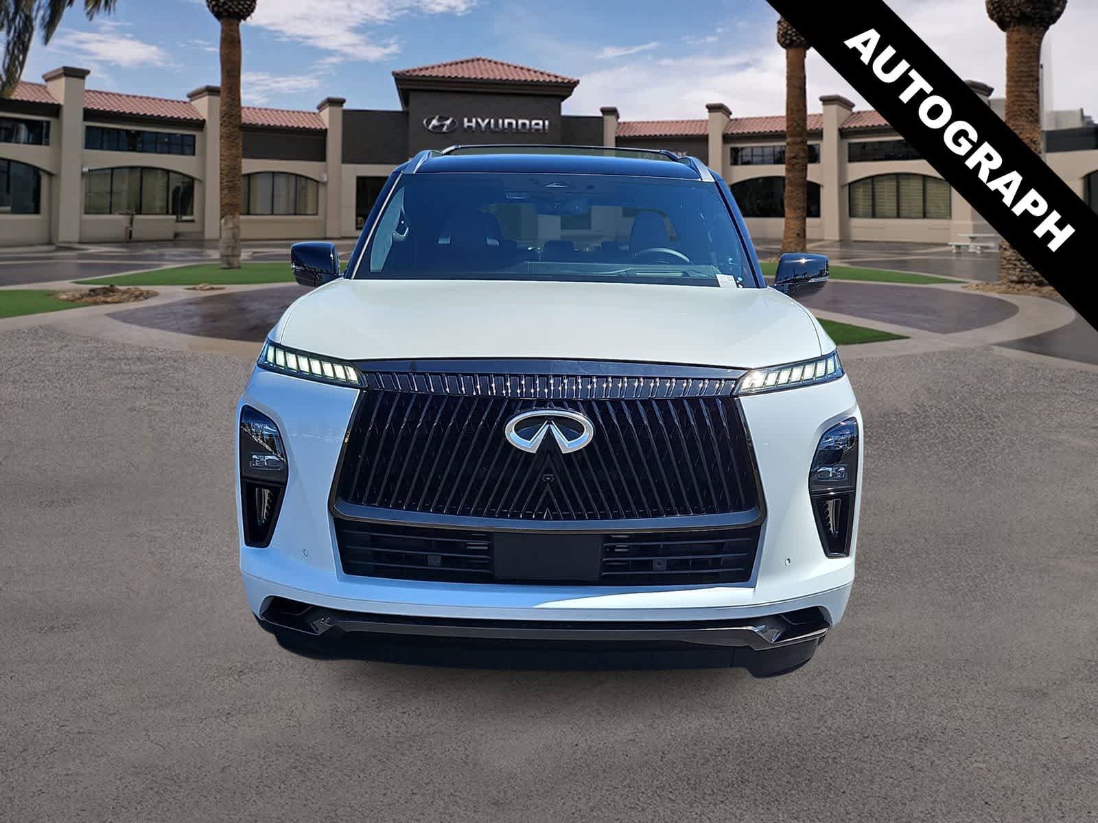 Used 2025 INFINITI QX80 Autograph w/ Autograph Exterior Package AWD/4WD image 3