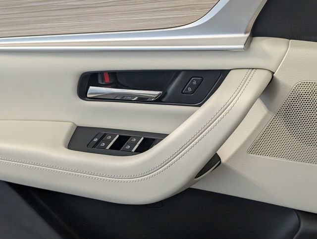 Certified 2024 MAZDA CX-90 3.3 Turbo w/ Premium Plus Pkg image 28