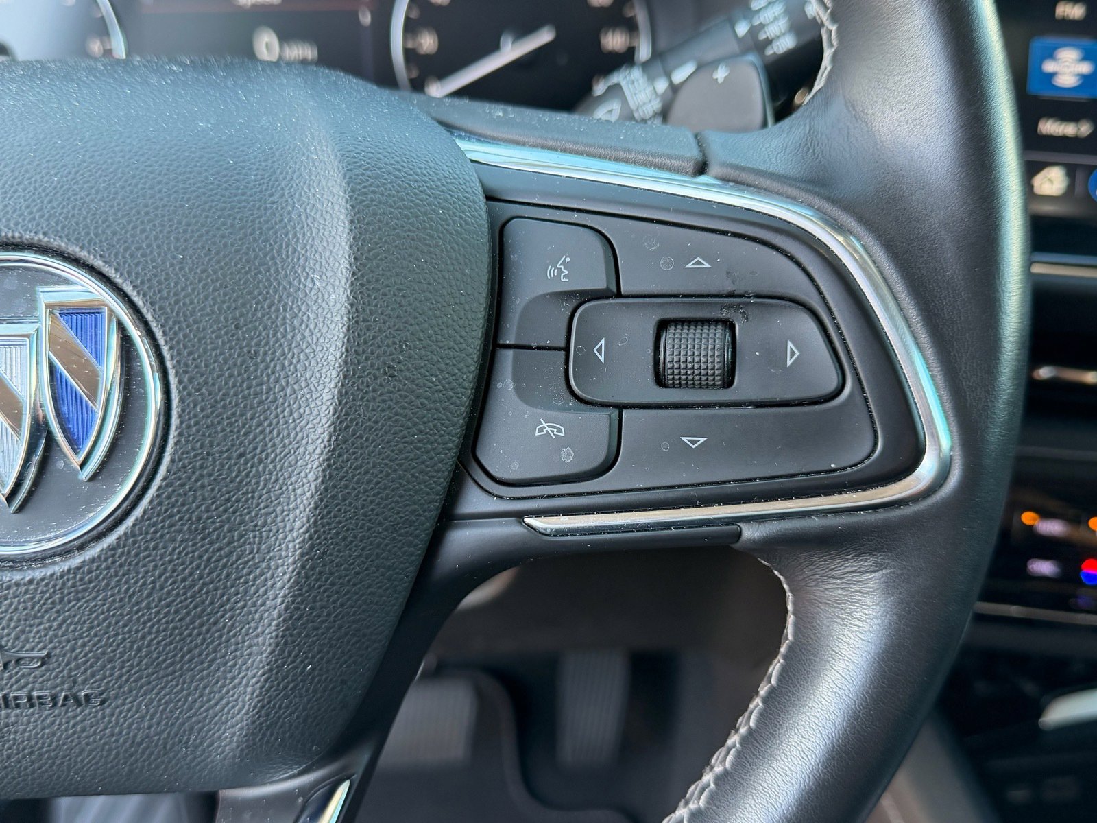 Used 2021 Buick Envision Preferred image 30