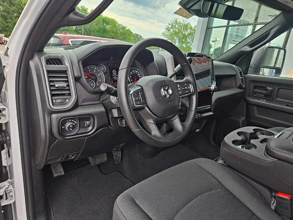 Used 2025 RAM 2500 Tradesman image 40