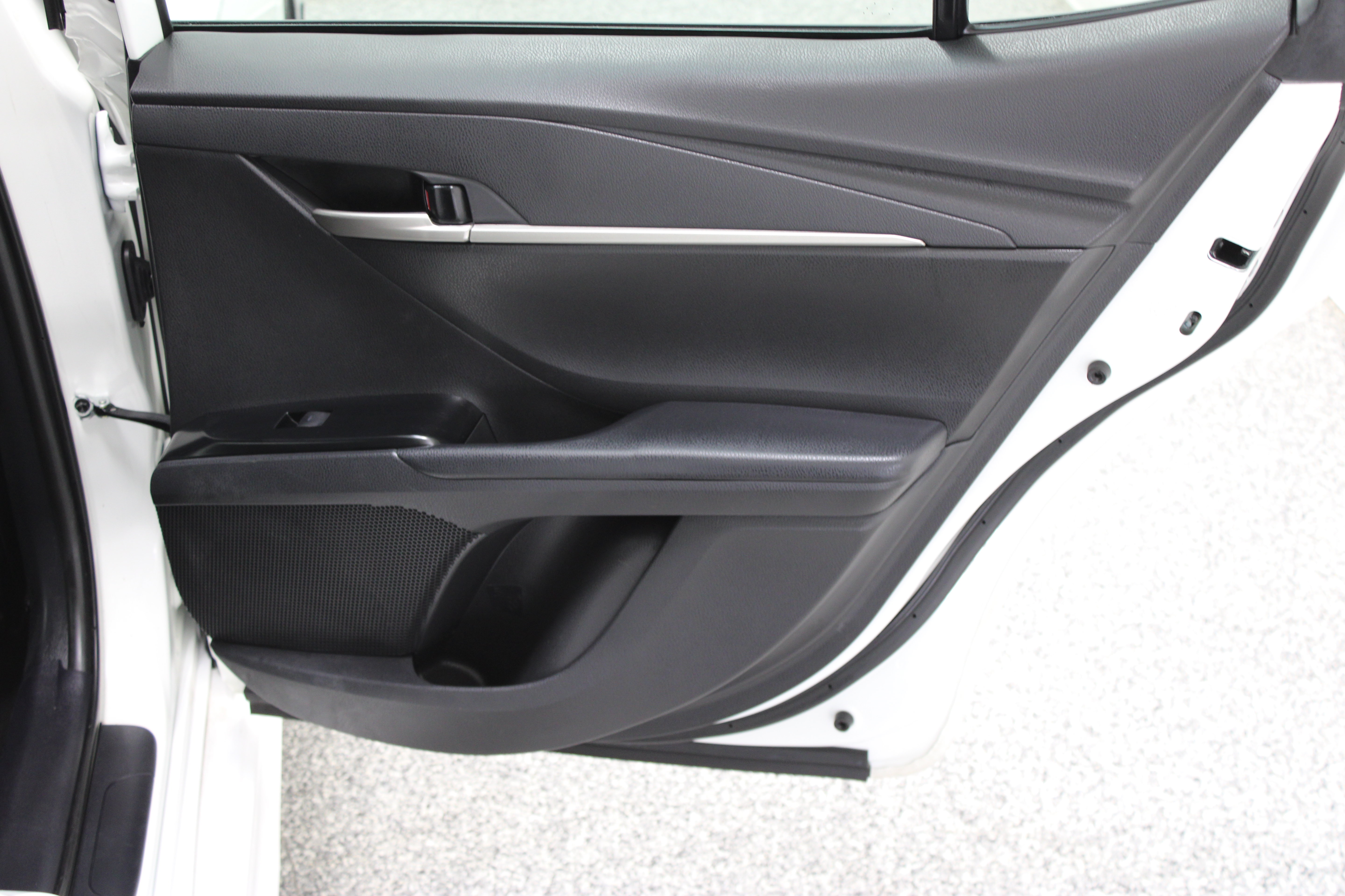Certified 2025 Toyota Camry SE FWD image 31