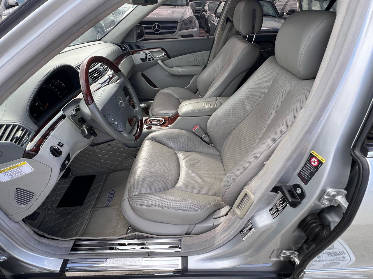 Used 2005 Mercedes-Benz S 600 image 16