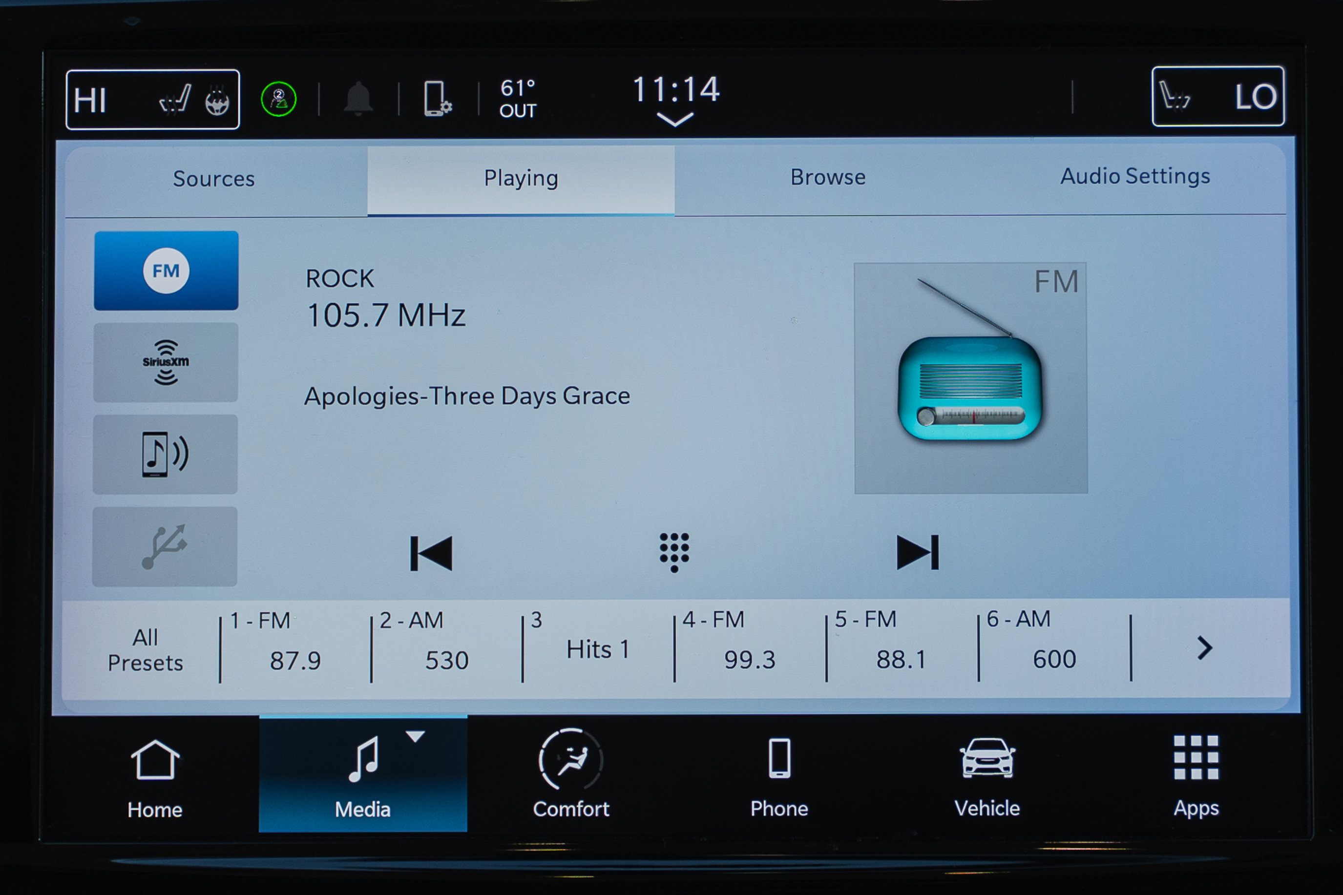 Used 2024 Chrysler Pacifica Touring-L image 13