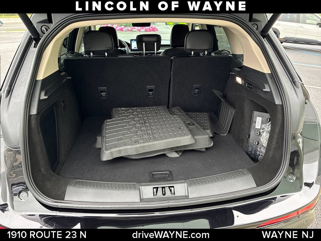 Certified 2024 Lincoln Corsair AWD w/ Equipment Group 101A image 7