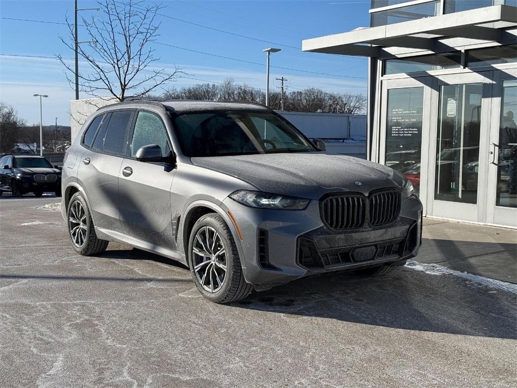 New 2026 BMW X5 xDrive50e w/ M Sport Package image 1